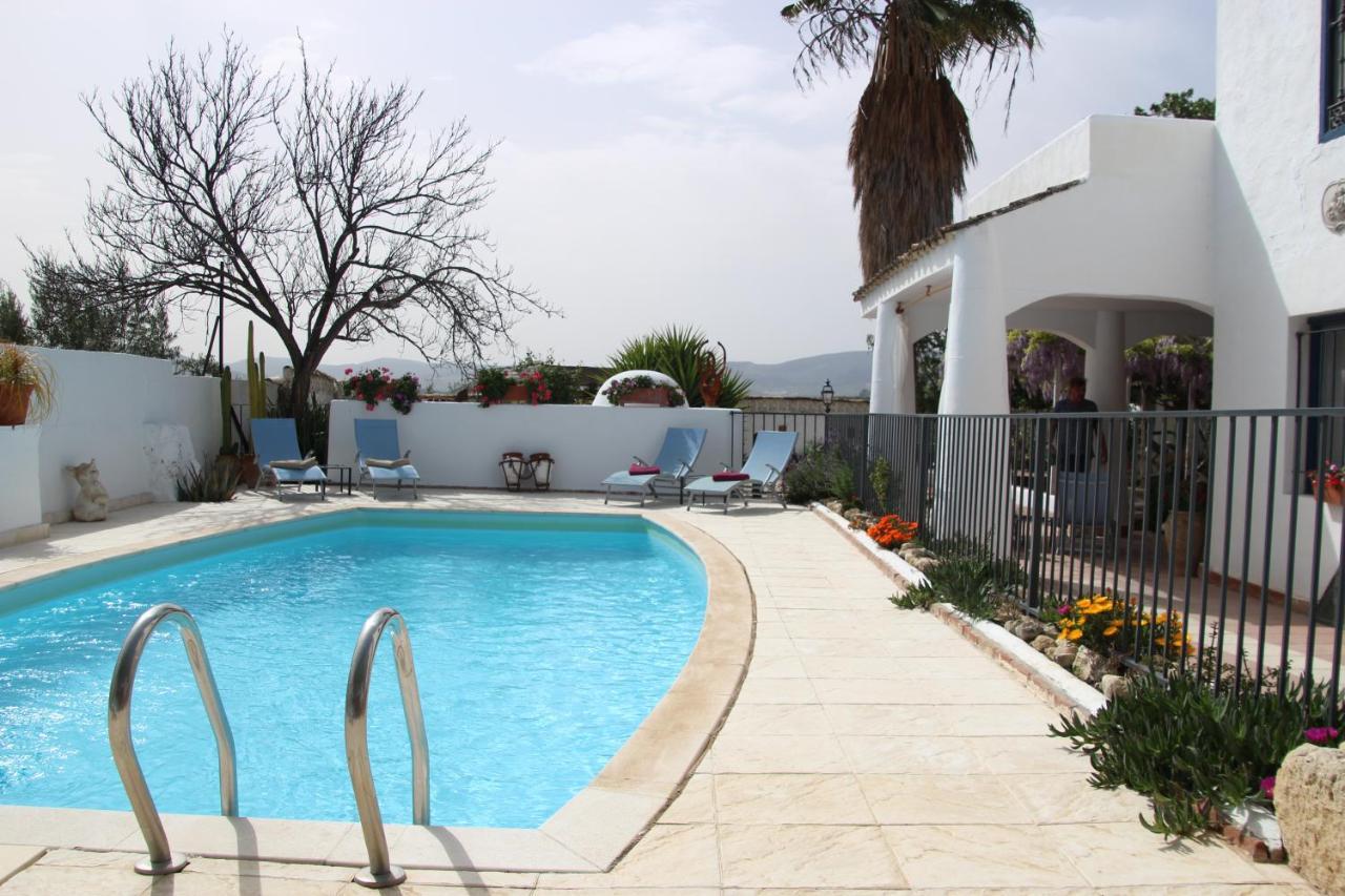 Casa De Familia Cortijo La Cubertilla Фуэнте-Тохар Экстерьер фото