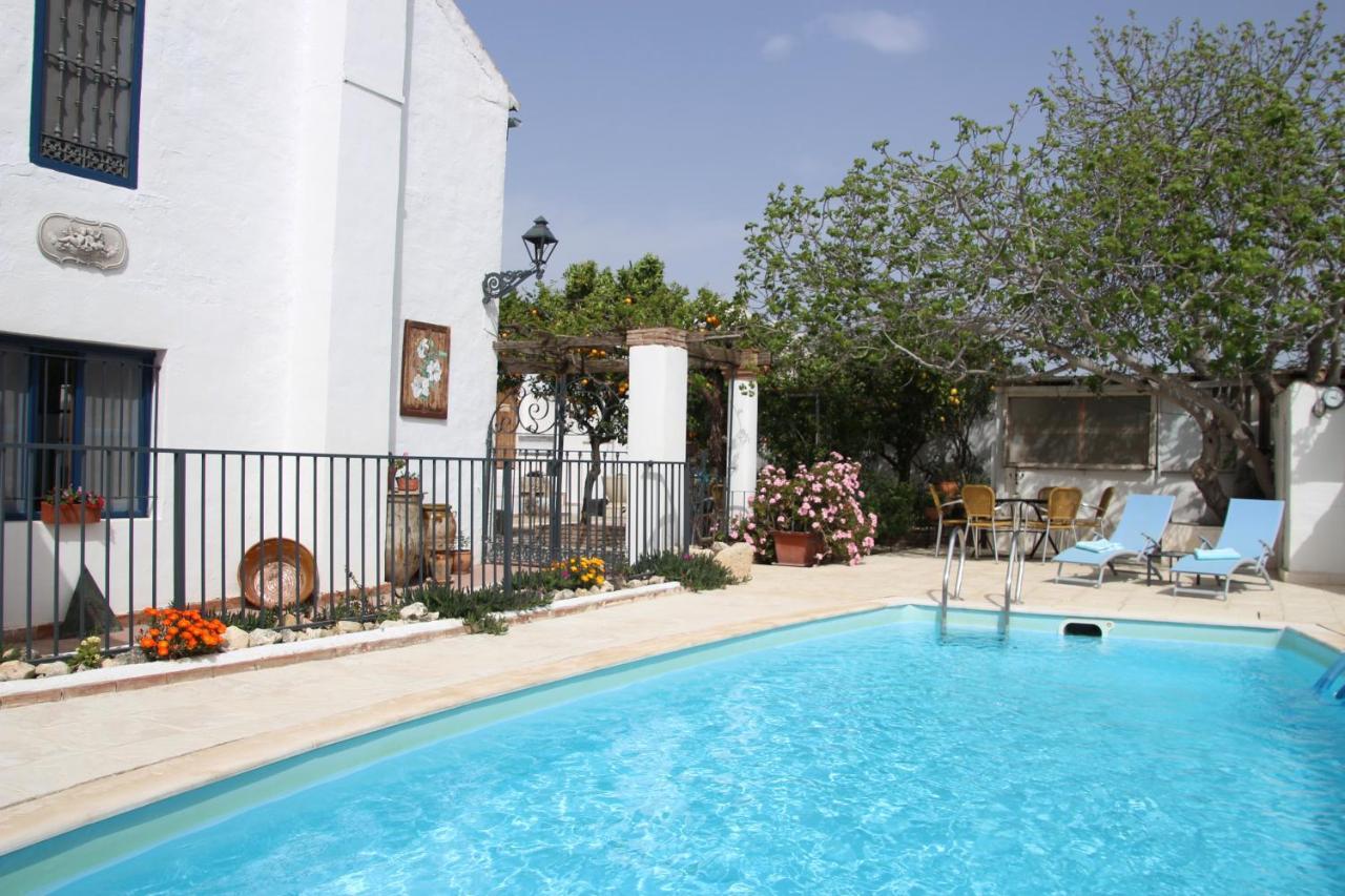 Casa De Familia Cortijo La Cubertilla Фуэнте-Тохар Экстерьер фото